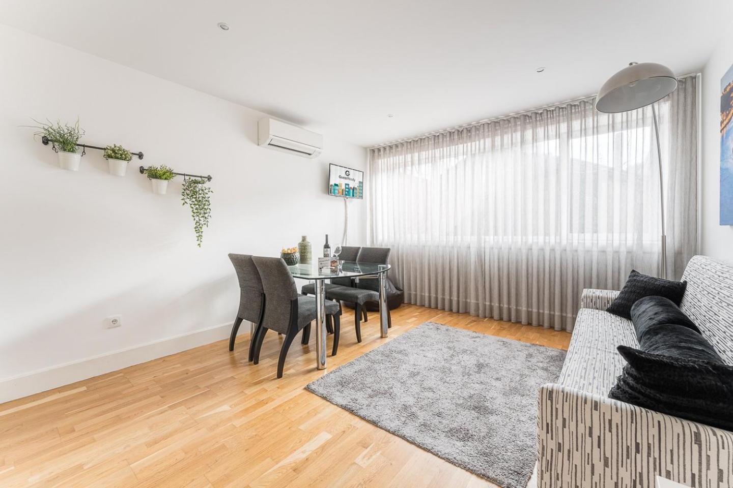 Guestready - Bright Home In The Heart Of Порто Екстериор снимка